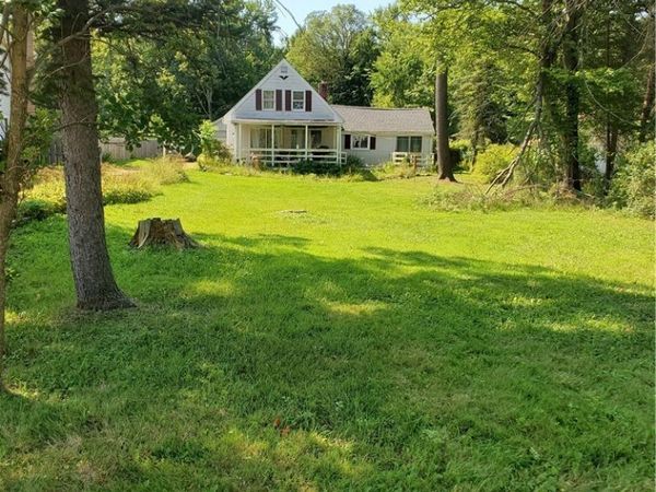 32700 Pettibone Road, Solon, OH 44139