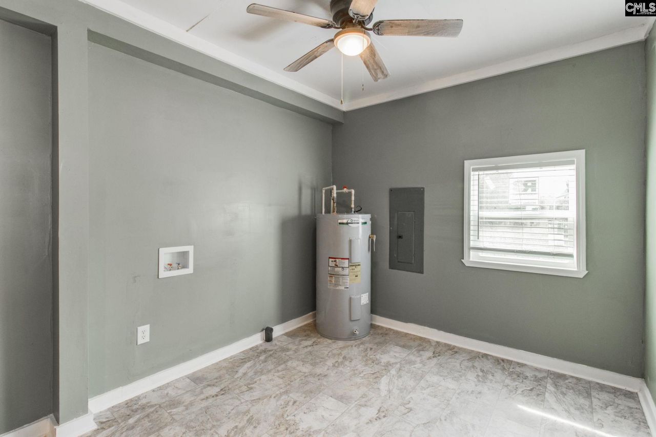 505 Eastwood Circle  Photo 13