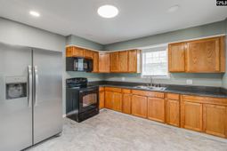 505 Eastwood Circle  photo 4