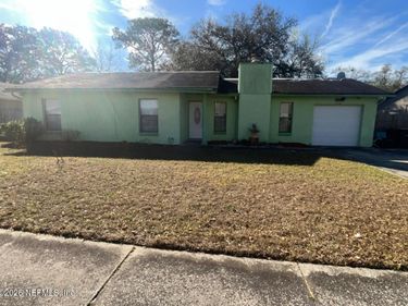 8126 SABLE WOOD Drive N, Jacksonville, FL 32244