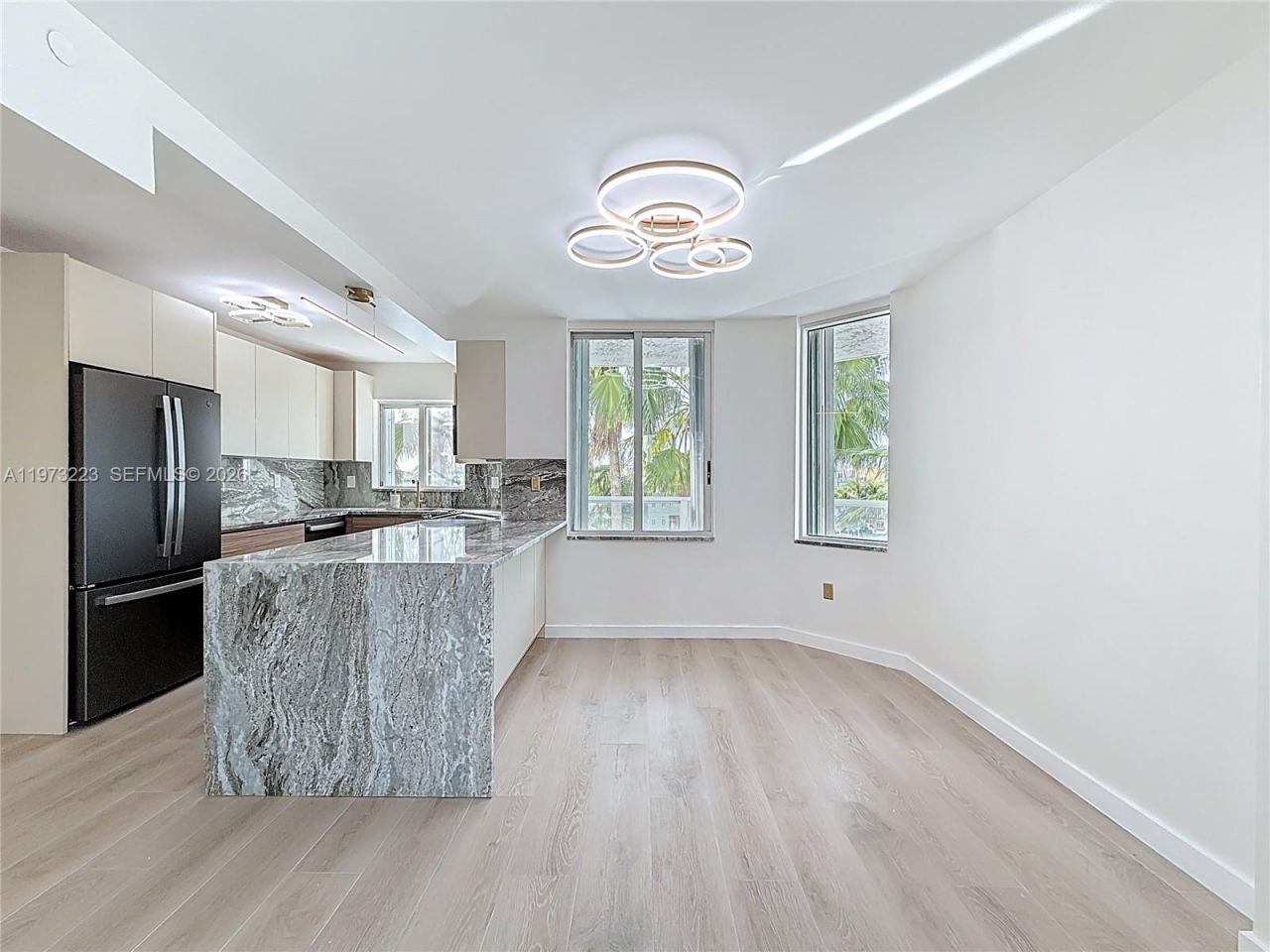 5900 Collins Ave, Unit 508, Miami Beach, FL 33140 Photo