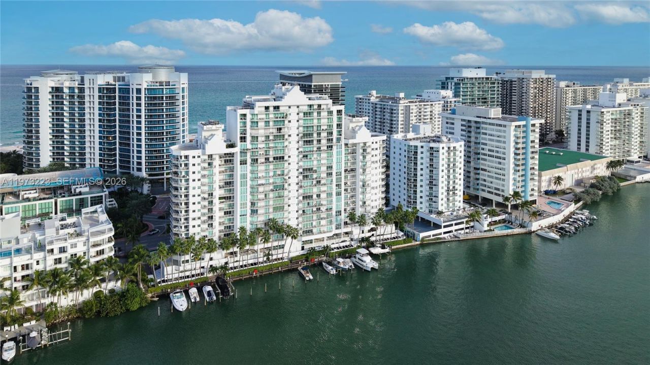 5900 Collins Ave, Unit 508, Miami Beach, FL 33140 Photo