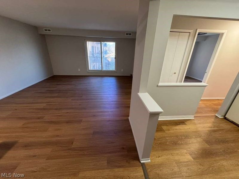 3675 Clague Road, Unit 302, North Olmsted, OH 44070 Photo 9