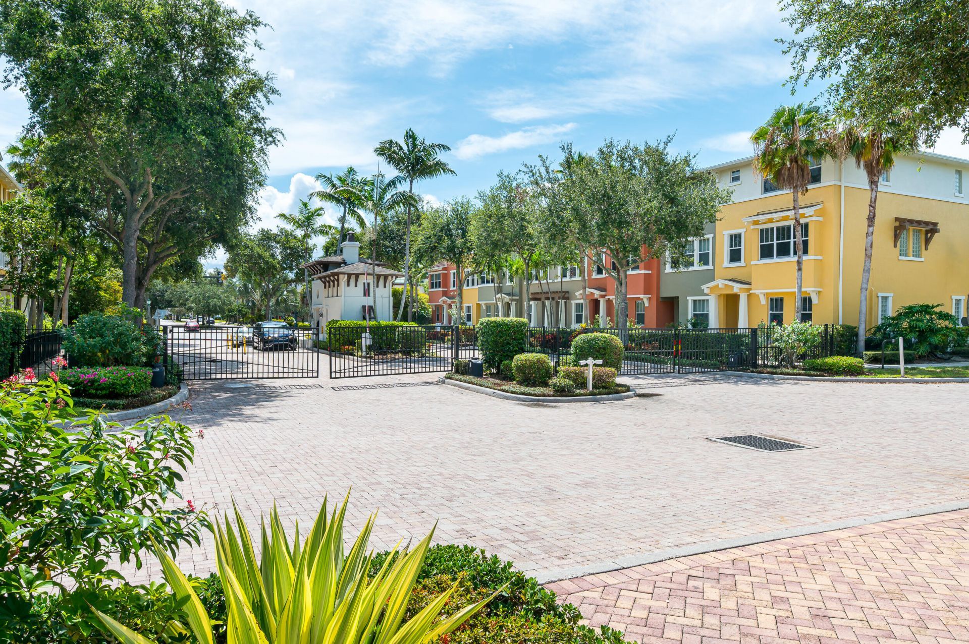 960 Millbrae Court, Unit 3, West Palm Beach, FL 33401 Photo