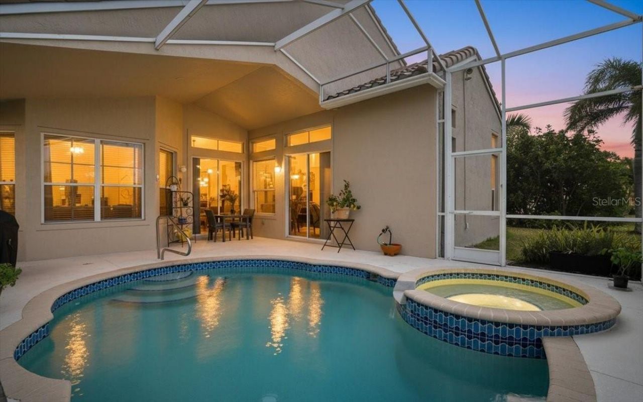 6558 41st Court E, Sarasota, FL 34243 Photo