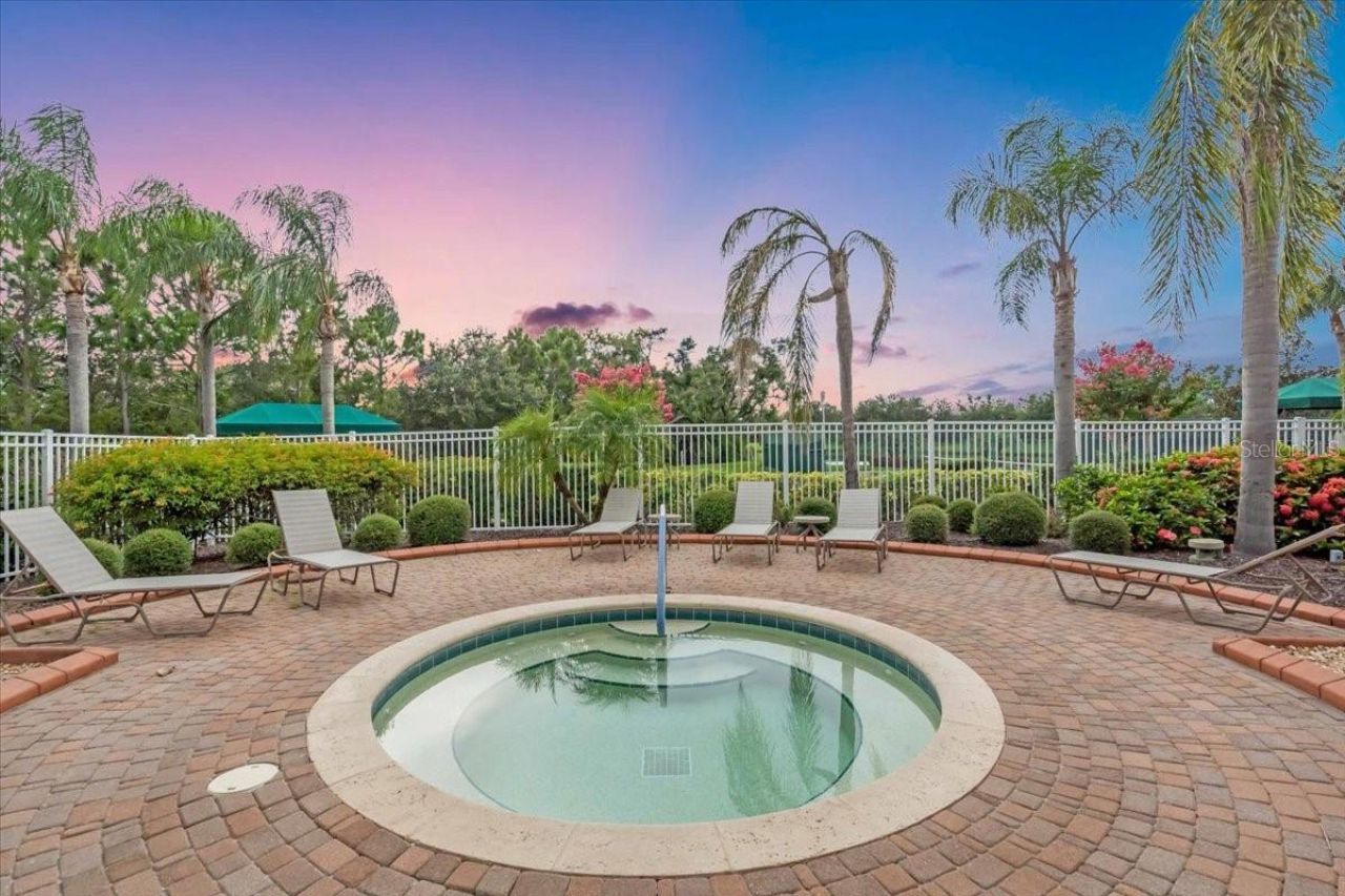 6558 41st Court E, Sarasota, FL 34243 Photo