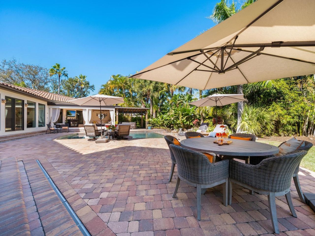 319 Bird Key Drive, Sarasota, FL 34236 Photo