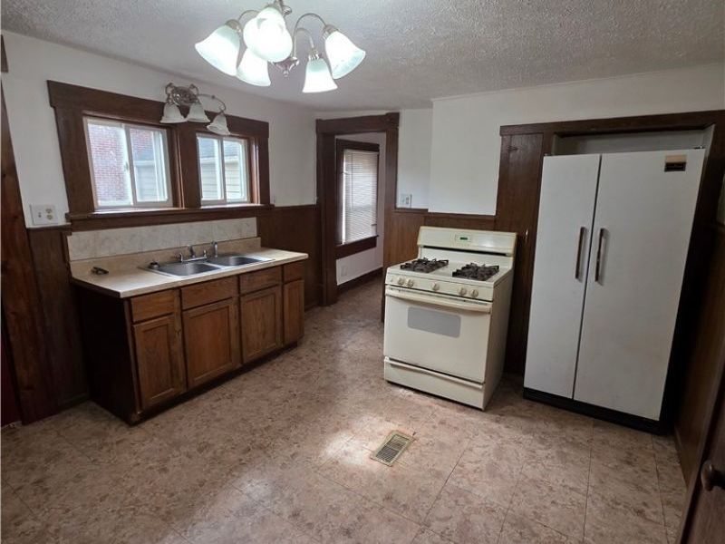 343 N High Street, Chillicothe, OH 45601 Photo 22