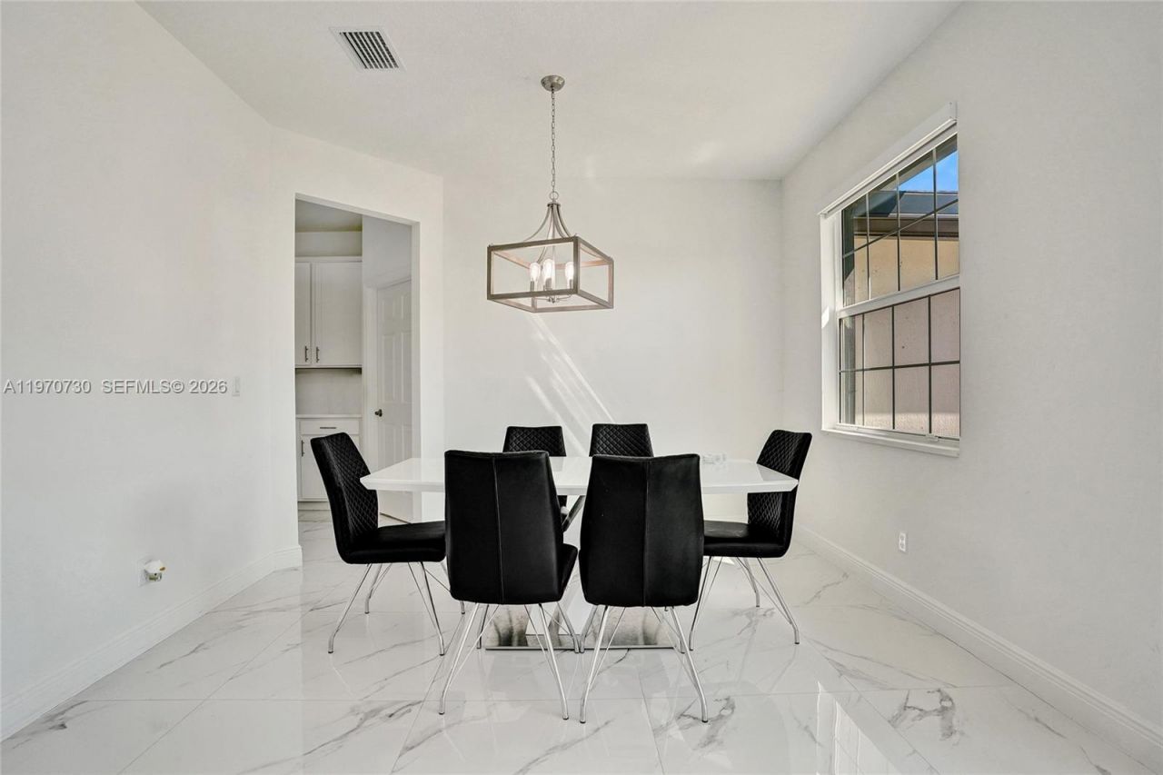 13673 N 77th Pl N , Loxahatchee, FL 33412 Photo