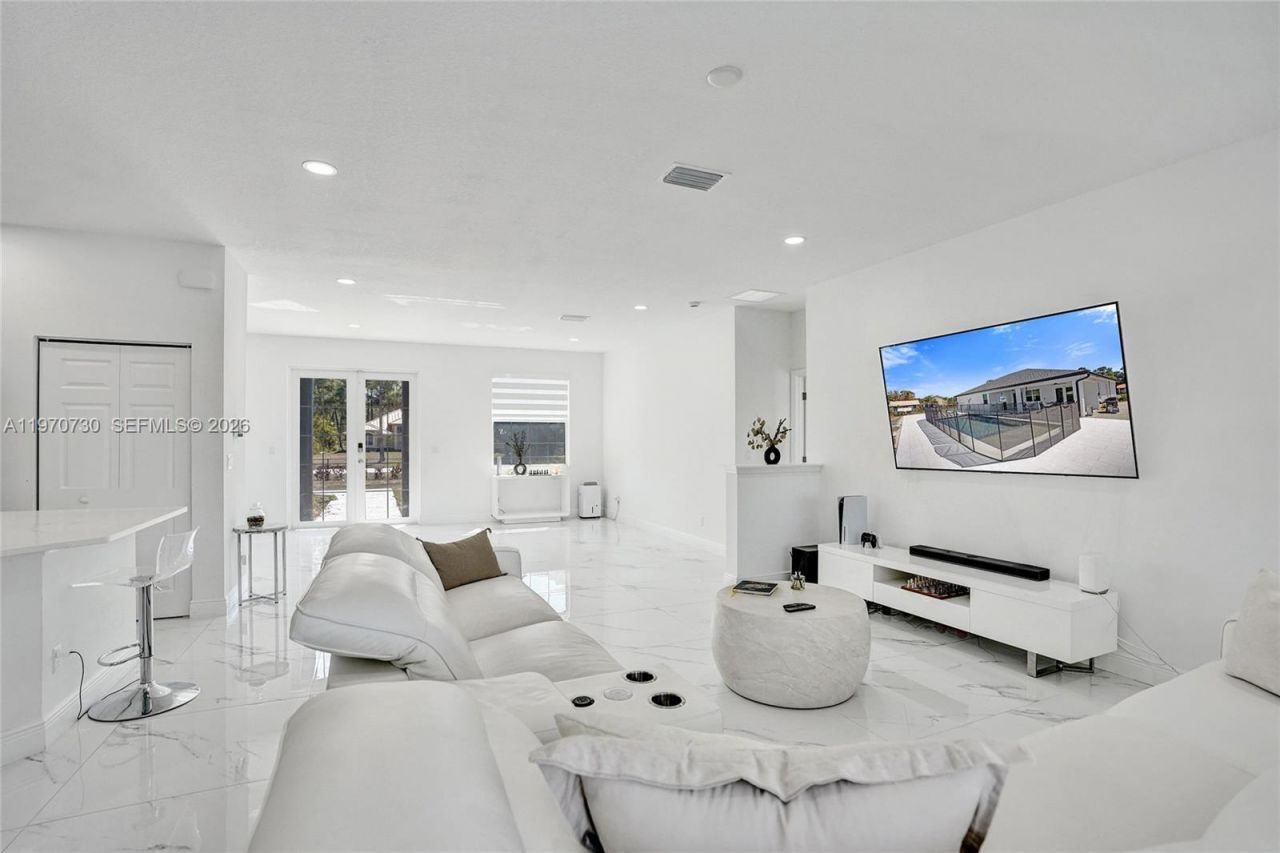 13673 N 77th Pl N , Loxahatchee, FL 33412 Photo