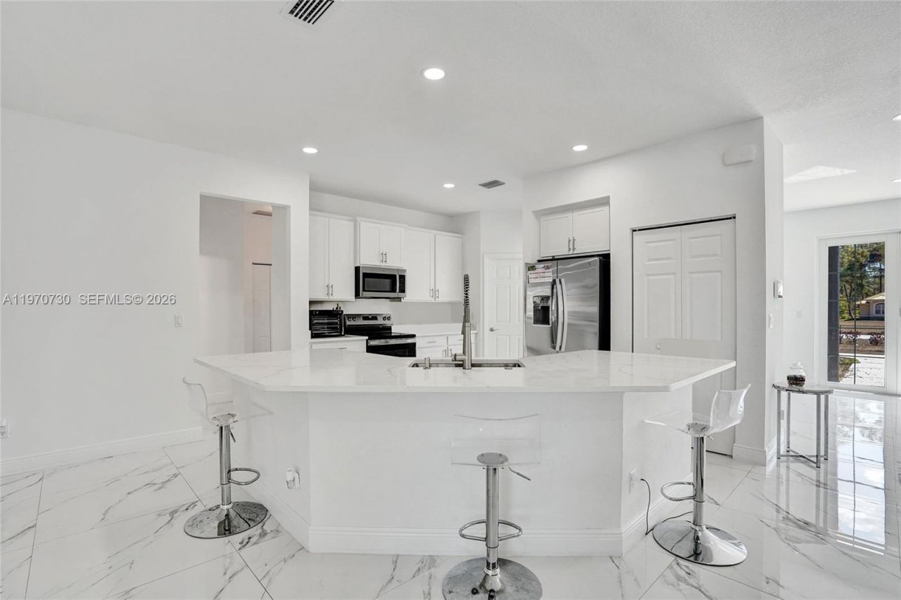 13673 N 77th Pl N , Loxahatchee, FL 33412 Photo