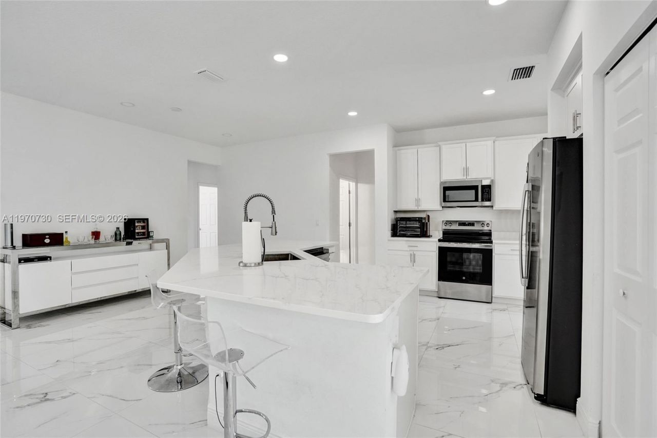 13673 N 77th Pl N , Loxahatchee, FL 33412 Photo