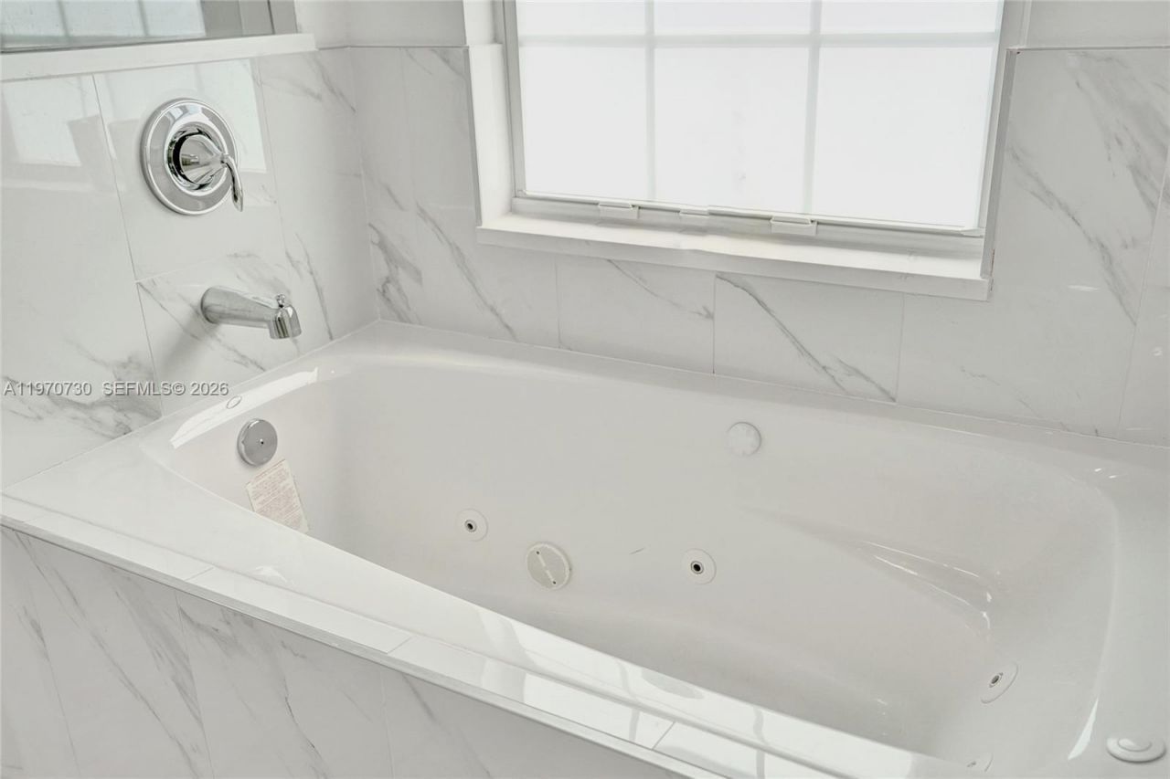 13673 N 77th Pl N , Loxahatchee, FL 33412 Photo