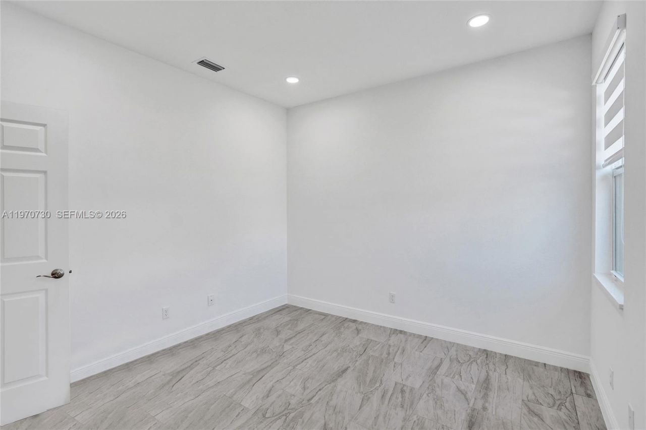 13673 N 77th Pl N , Loxahatchee, FL 33412 Photo