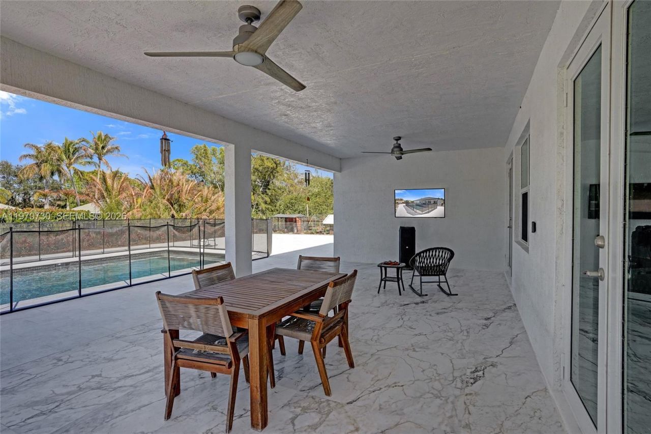 13673 N 77th Pl N , Loxahatchee, FL 33412 Photo