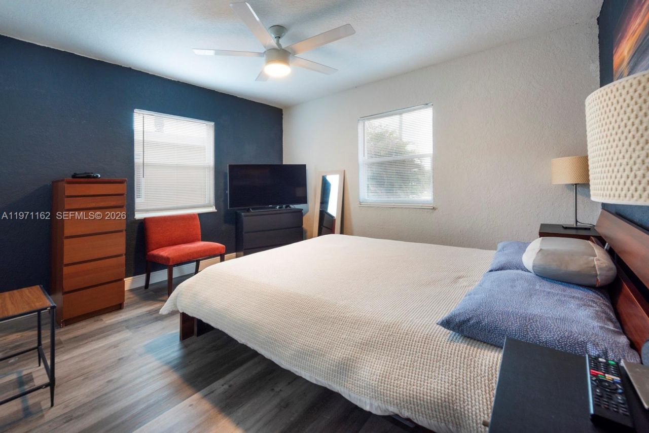 5224 NE 1st Ave, Fort Lauderdale, FL 33334 Photo