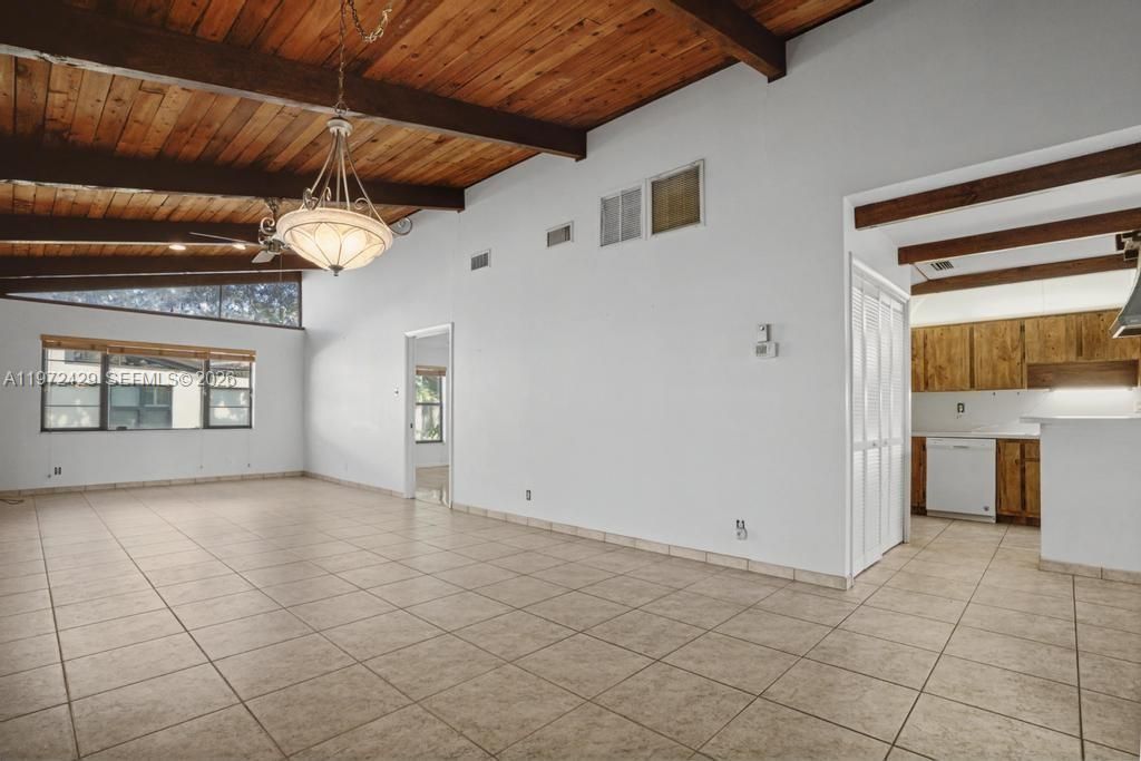 446 Briarwood Cir , Unit 1-29, Hollywood, FL 33024 Photo