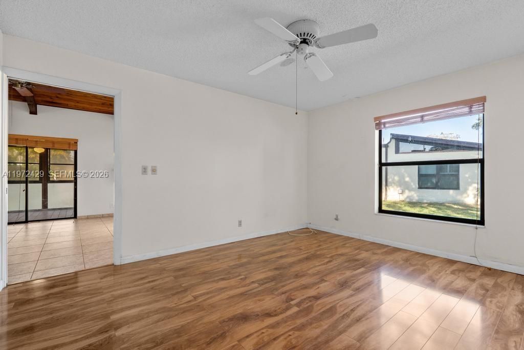 446 Briarwood Cir , Unit 1-29, Hollywood, FL 33024 Photo