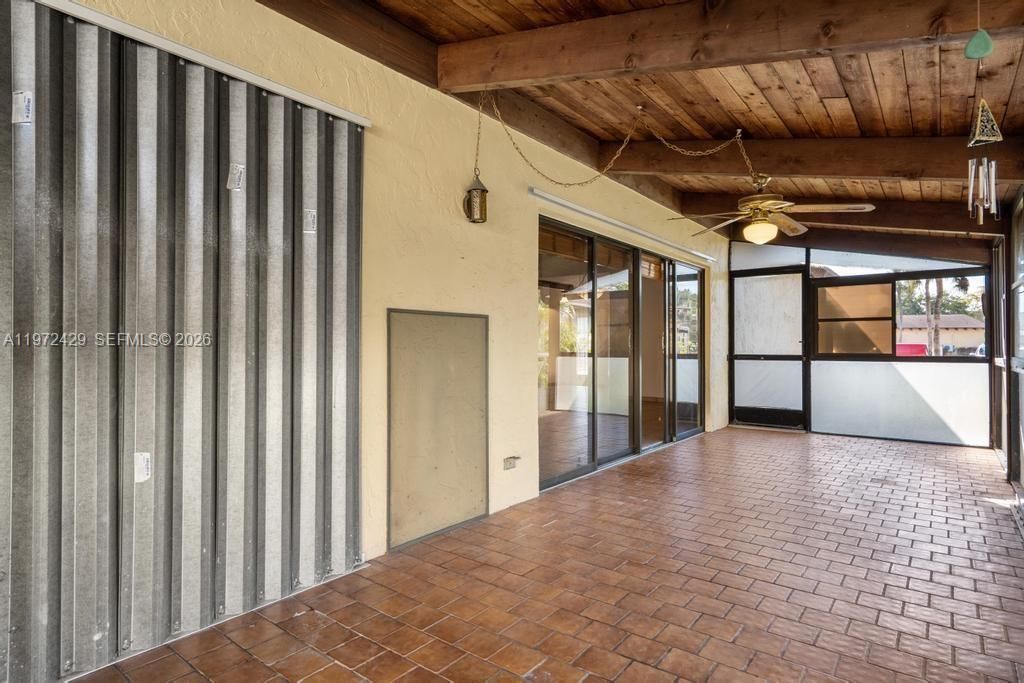 446 Briarwood Cir , Unit 1-29, Hollywood, FL 33024 Photo