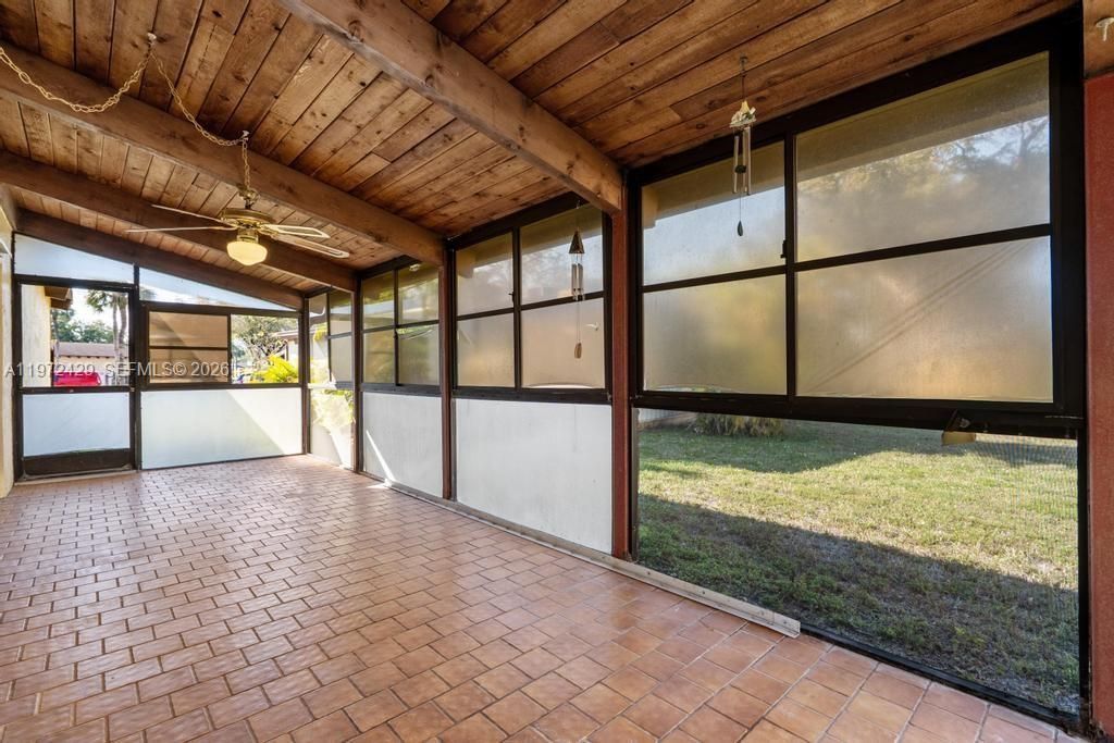 446 Briarwood Cir , Unit 1-29, Hollywood, FL 33024 Photo