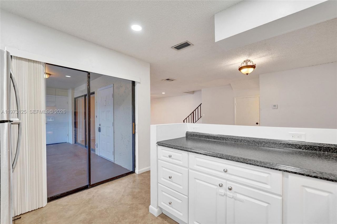 9340 SW 61st Way , Unit B, Boca Raton, FL 33428 Photo