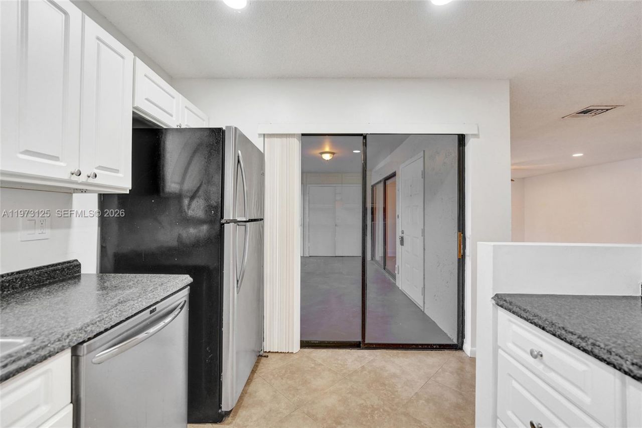 9340 SW 61st Way , Unit B, Boca Raton, FL 33428 Photo