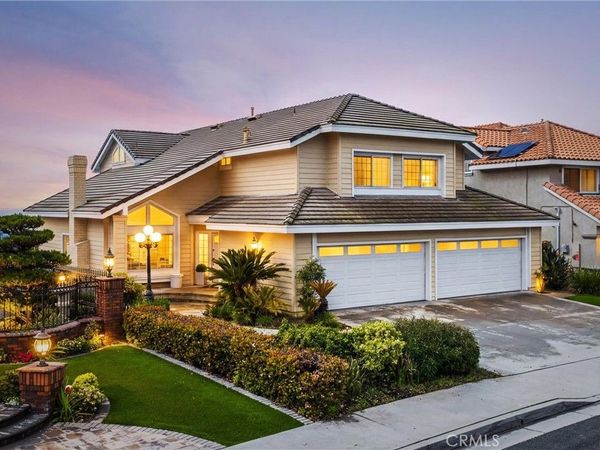 2686 N Meredith, Orange, CA 92867