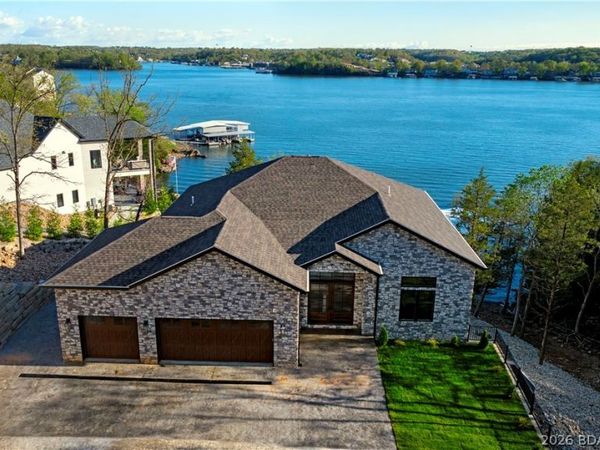 29 Forest Trace , Villages, MO 65079