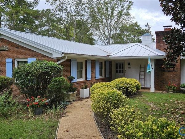 459 Willow Lane, Topping, VA 23169