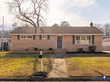105 Verbov Avenue, Colonial Heights, VA 23834