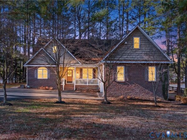 117 Woodger Circle , Louisa, VA 23093