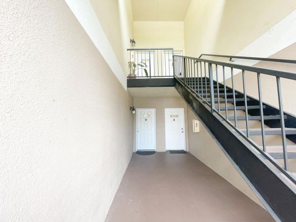 815 W Boynton Beach Boulevard, Unit 4-102, Boynton Beach, FL 33426