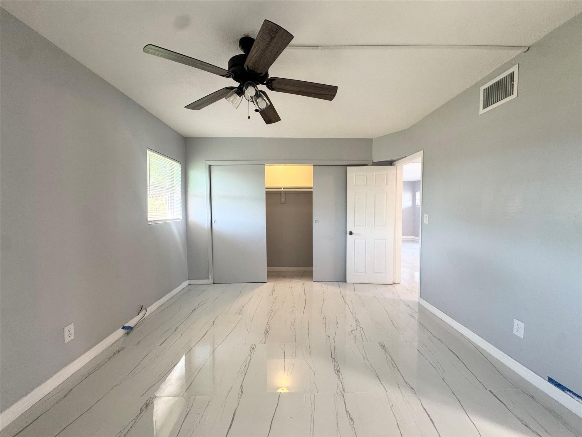 3000 NW 43rd Terrace, Unit 106, Lauderdale Lakes, FL 33313 Photo