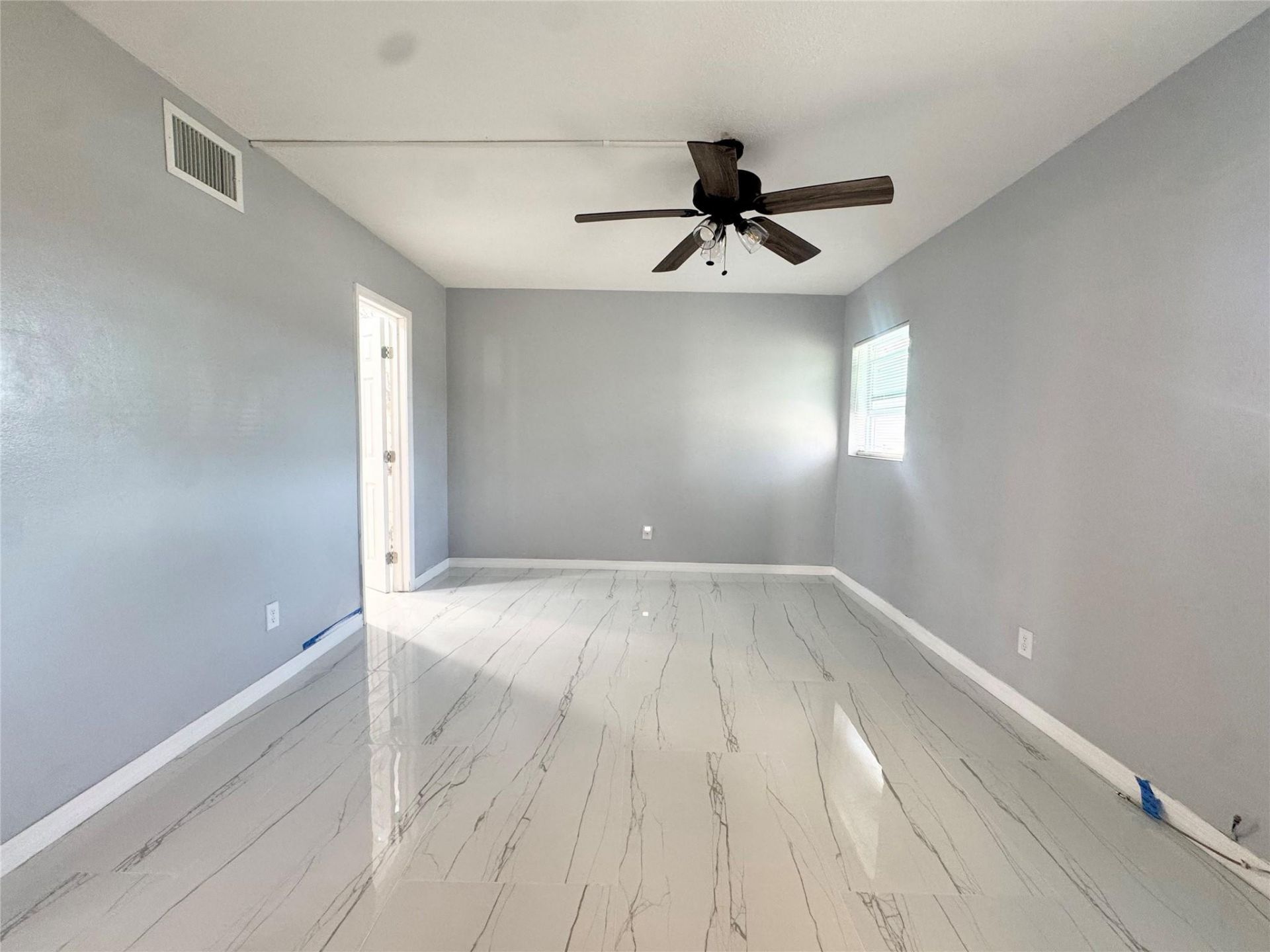 3000 NW 43rd Terrace, Unit 106, Lauderdale Lakes, FL 33313 Photo