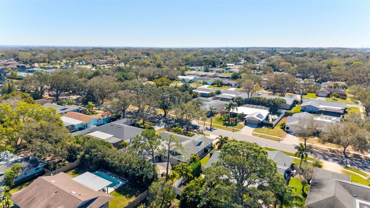 2654 Clubhouse Drive N, Clearwater, FL 33761 Photo