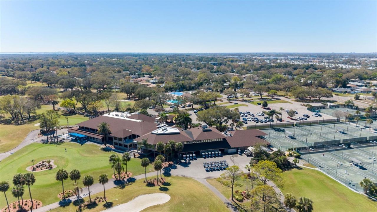 2654 Clubhouse Drive N, Clearwater, FL 33761 Photo