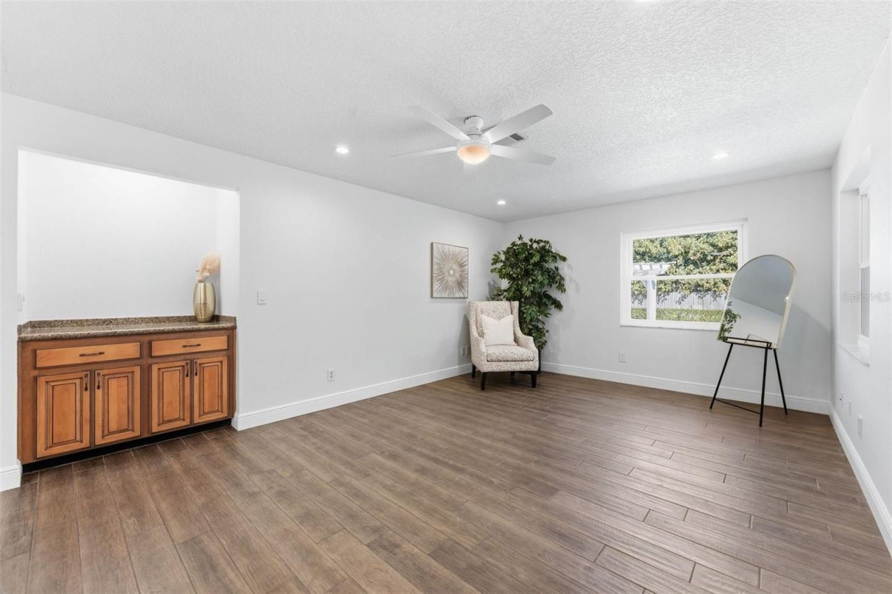 2654 Clubhouse Drive N, Clearwater, FL 33761 Photo