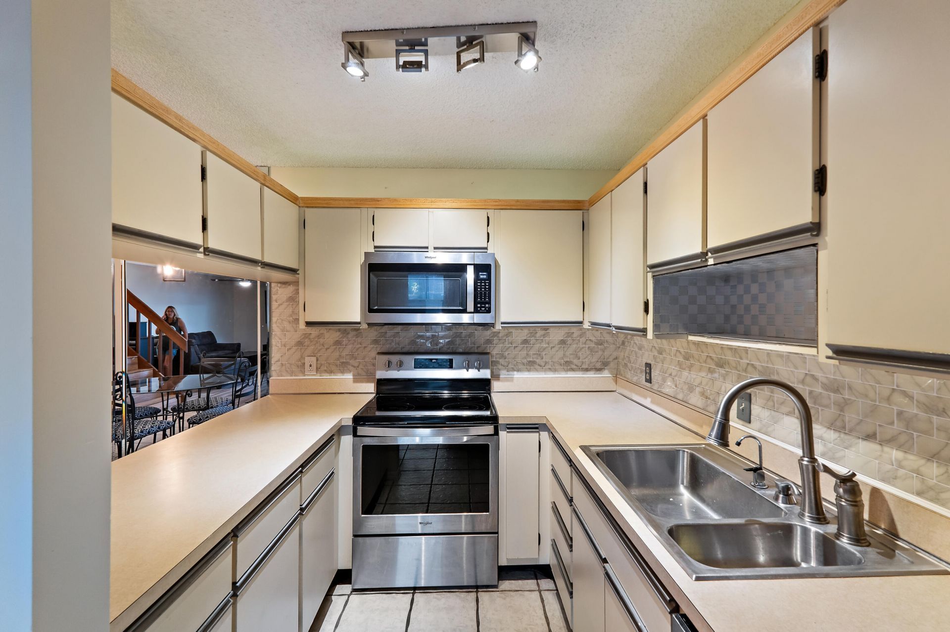 402 SE Castle Court, Port Saint Lucie, FL 34952 Photo