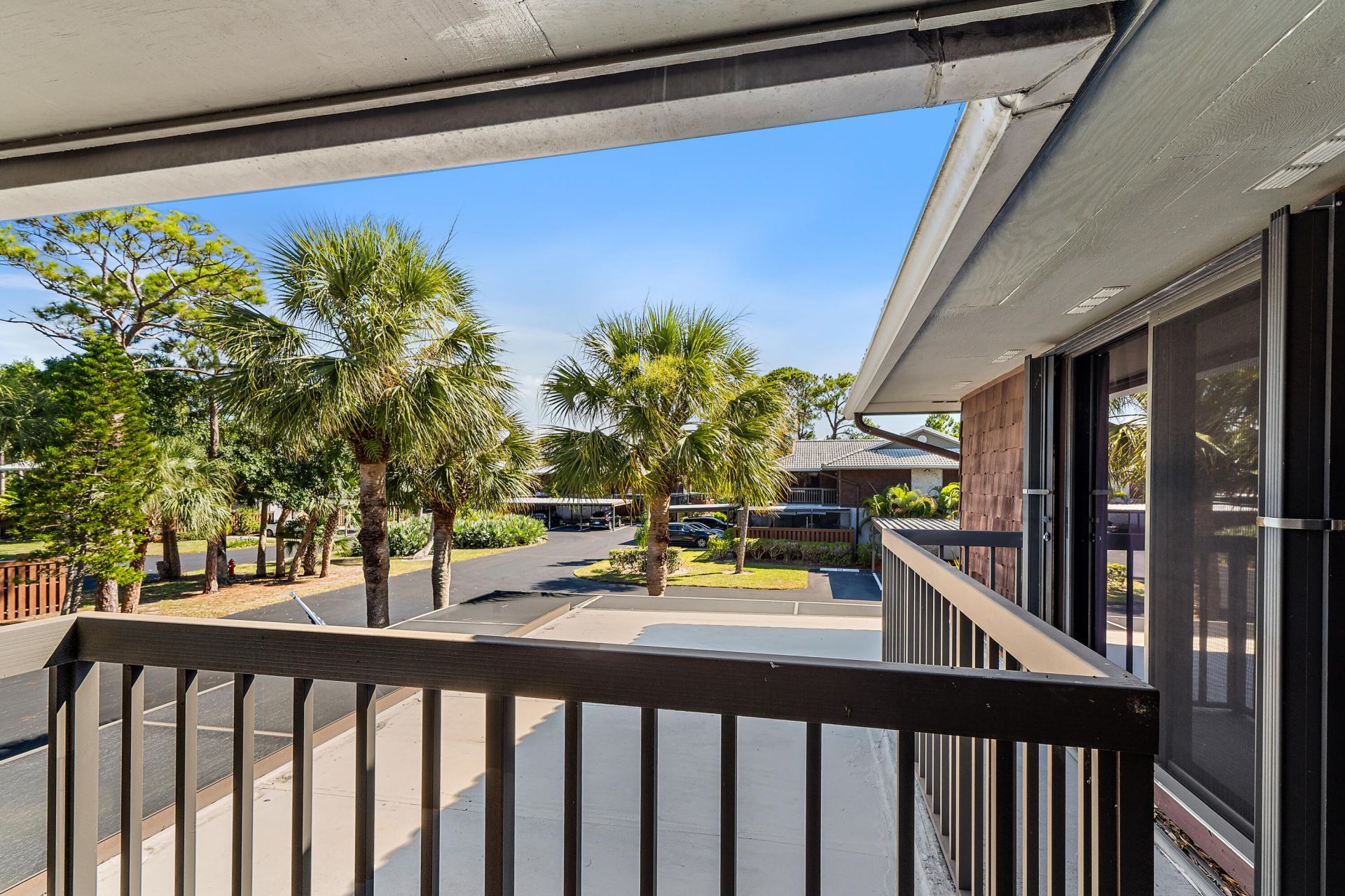 402 SE Castle Court, Port Saint Lucie, FL 34952 Photo