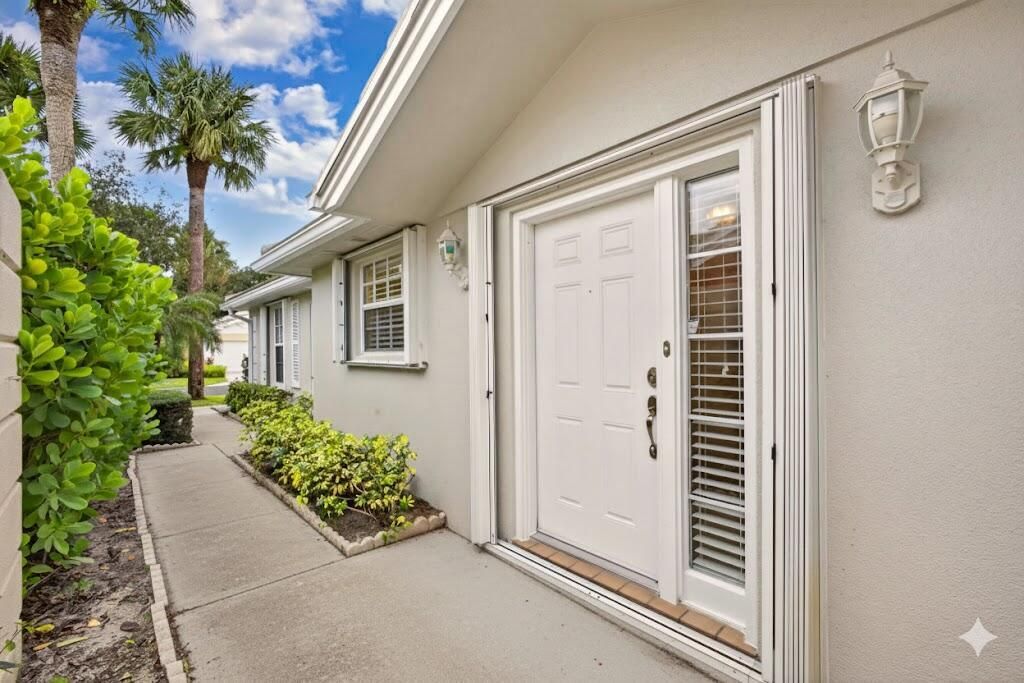 8323 Old Forest Road, Palm Beach Gardens, FL 33410 Photo