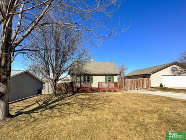 6018 N Street, Omaha, NE 68117