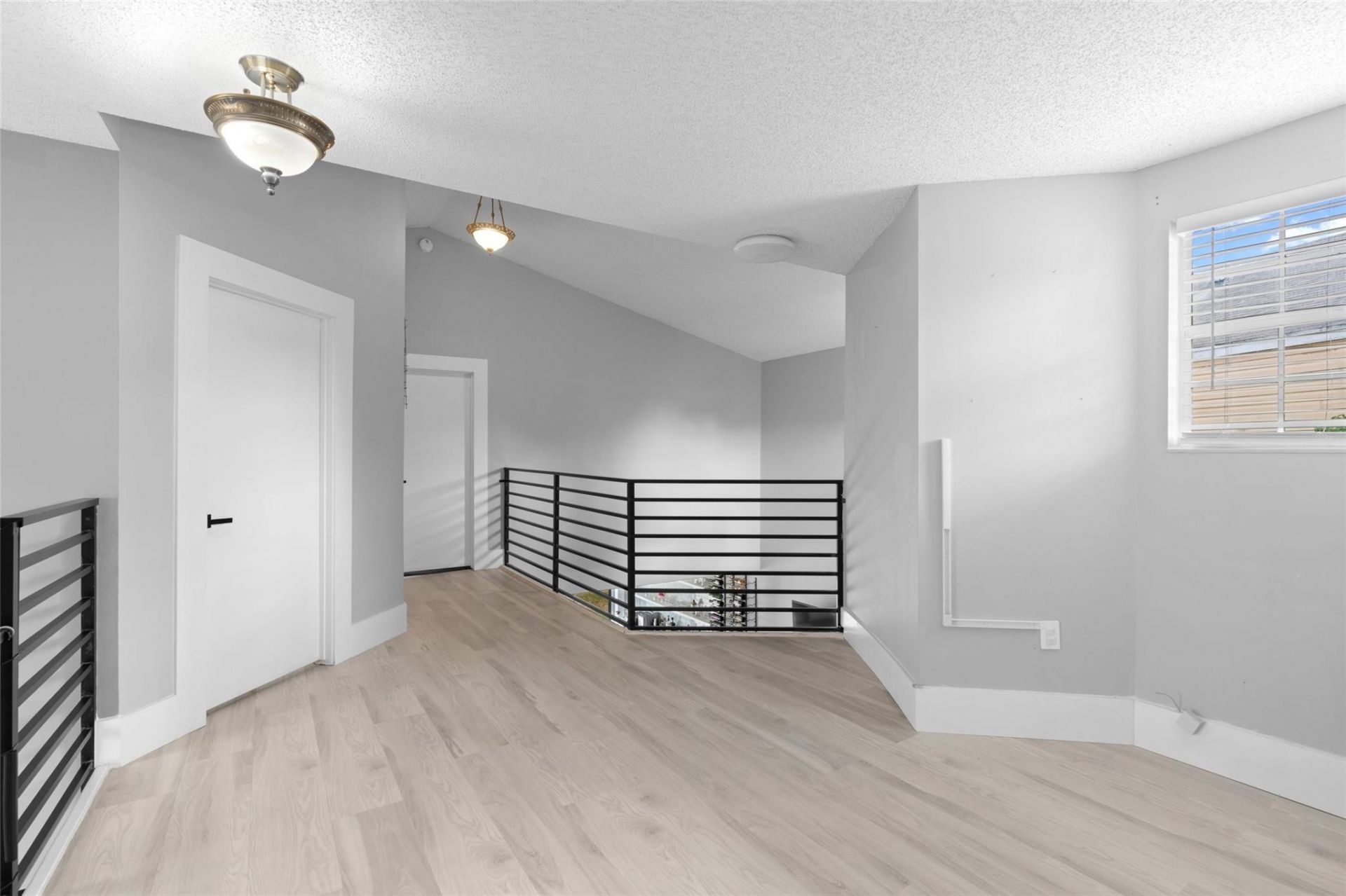 133 SW 159th Way, Sunrise, FL 33326 Photo