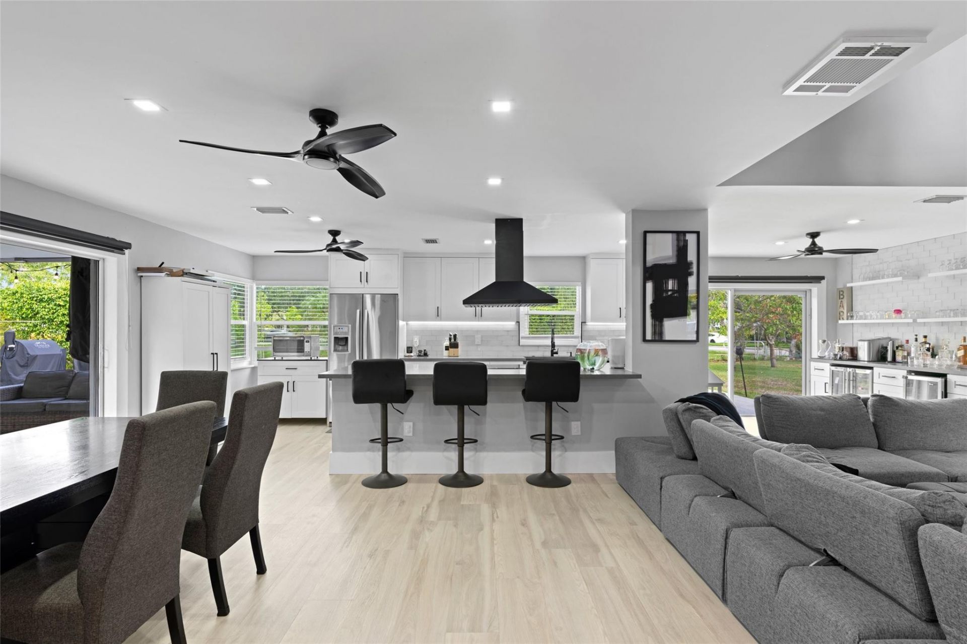 133 SW 159th Way, Sunrise, FL 33326 Photo