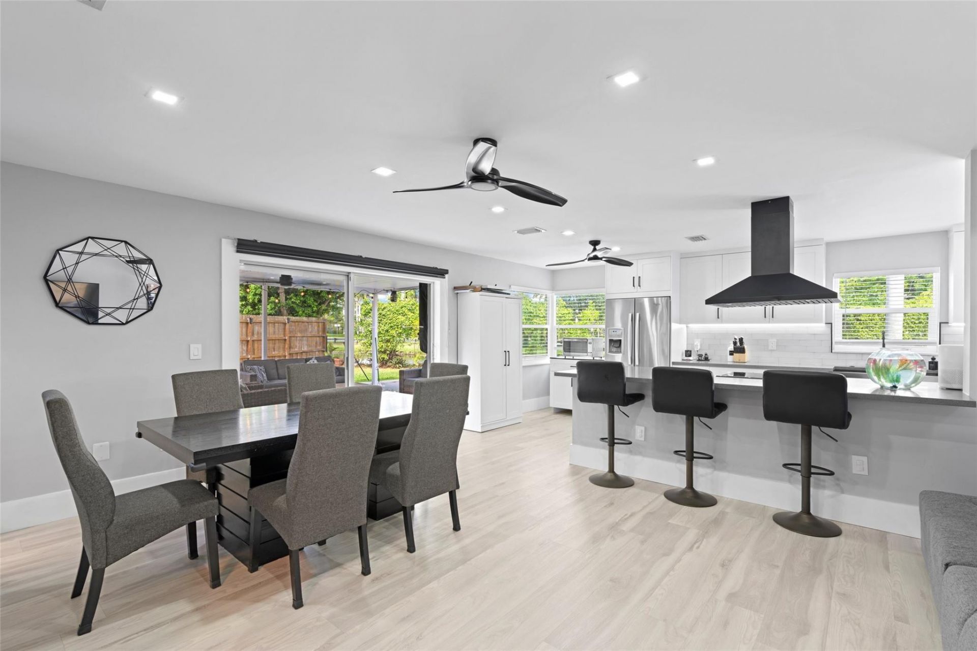 133 SW 159th Way, Sunrise, FL 33326 Photo