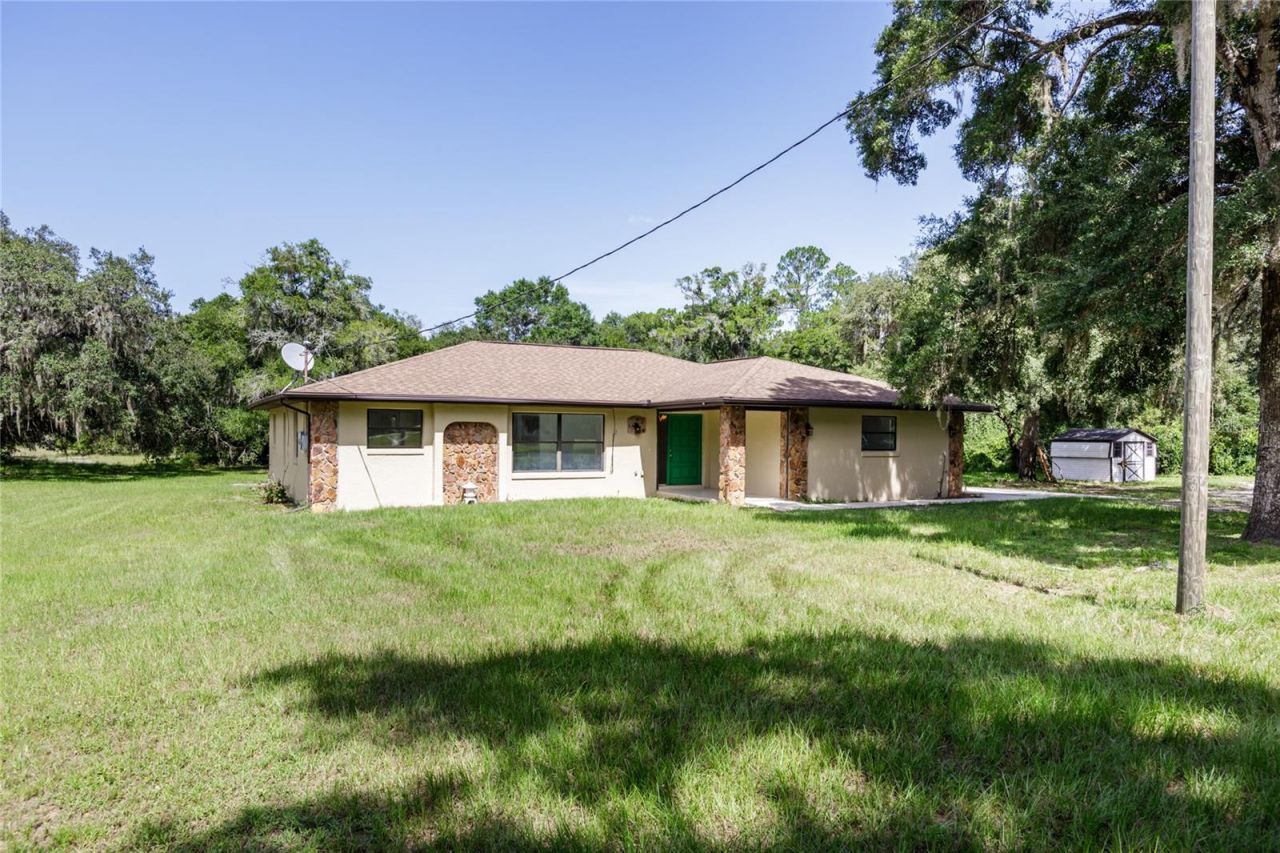 3207 E Withlacoochee Trail, Dunnellon, FL 34434 Photo