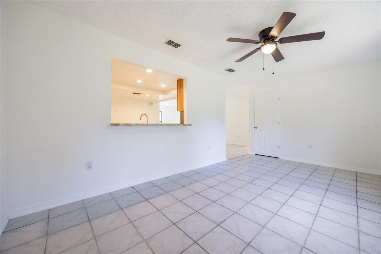 3207 E Withlacoochee Trail, Dunnellon, FL 34434 Photo