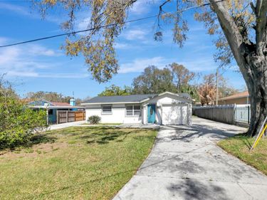 7604 35TH AVENUE S, TAMPA, FL 33619