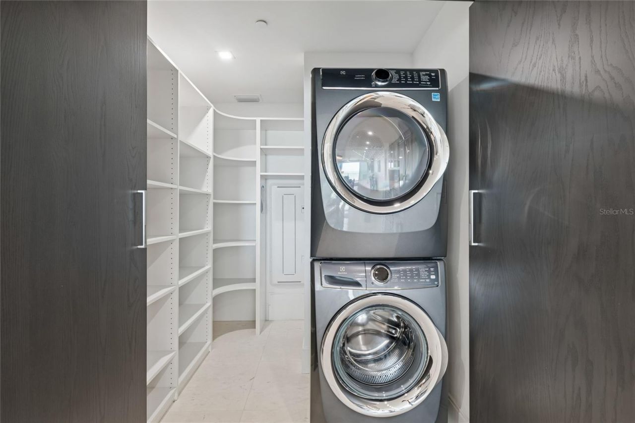 19600 Gulf Boulevard, Unit 402, Indian Shores, FL 33785 Photo