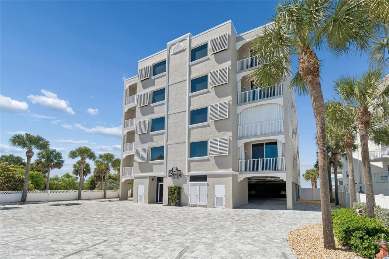 19600 Gulf Boulevard, Unit 402, Indian Shores, FL 33785 Photo
