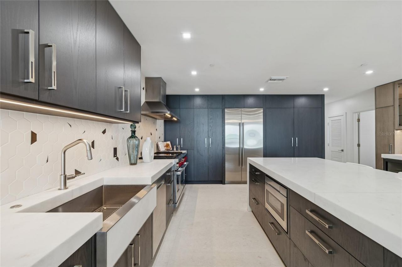 19600 Gulf Boulevard, Unit 402, Indian Shores, FL 33785 Photo